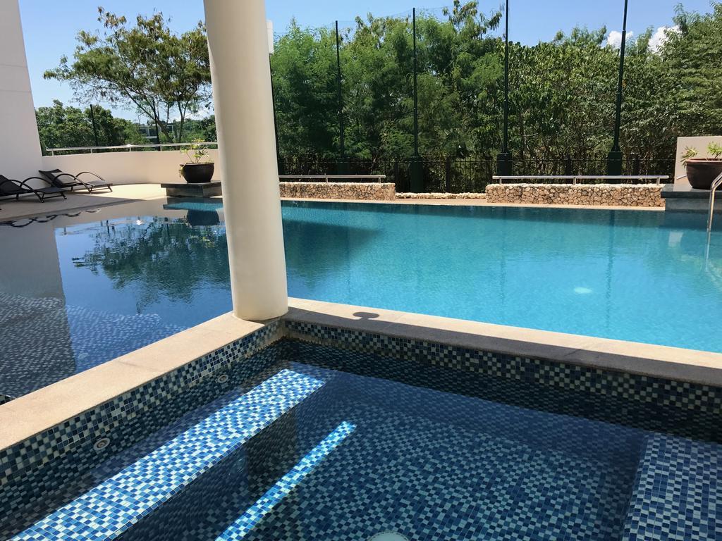 Boracay Oceanway Residences - Island Paradise Apartment *